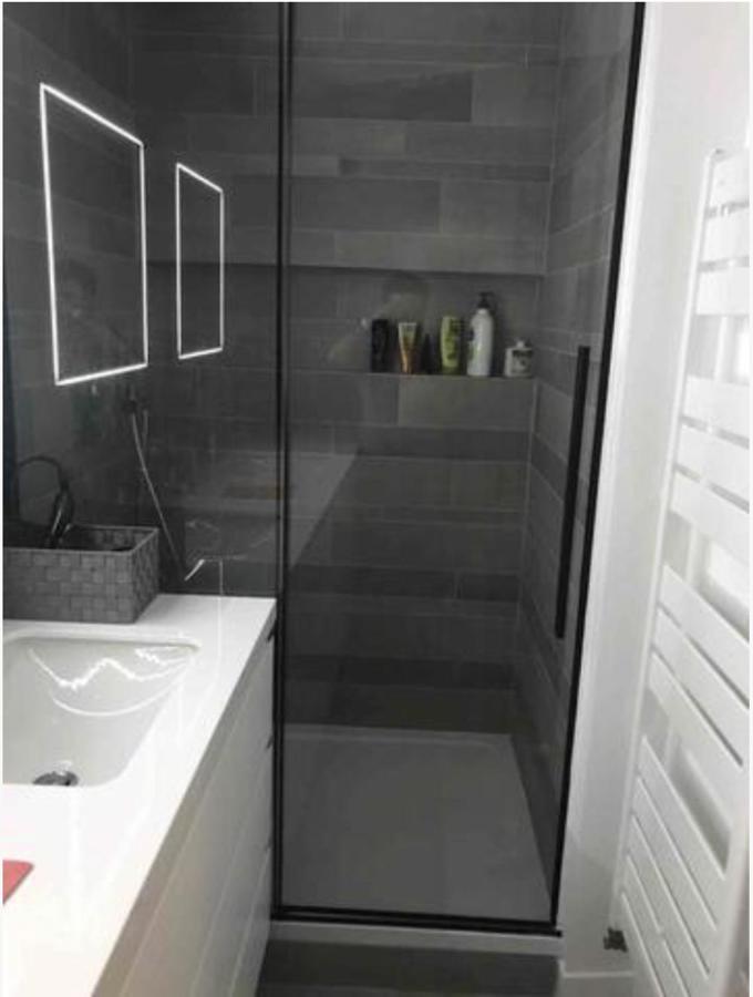 Appartement Bastille - Clair Et Idealement Situe Parigi Esterno foto